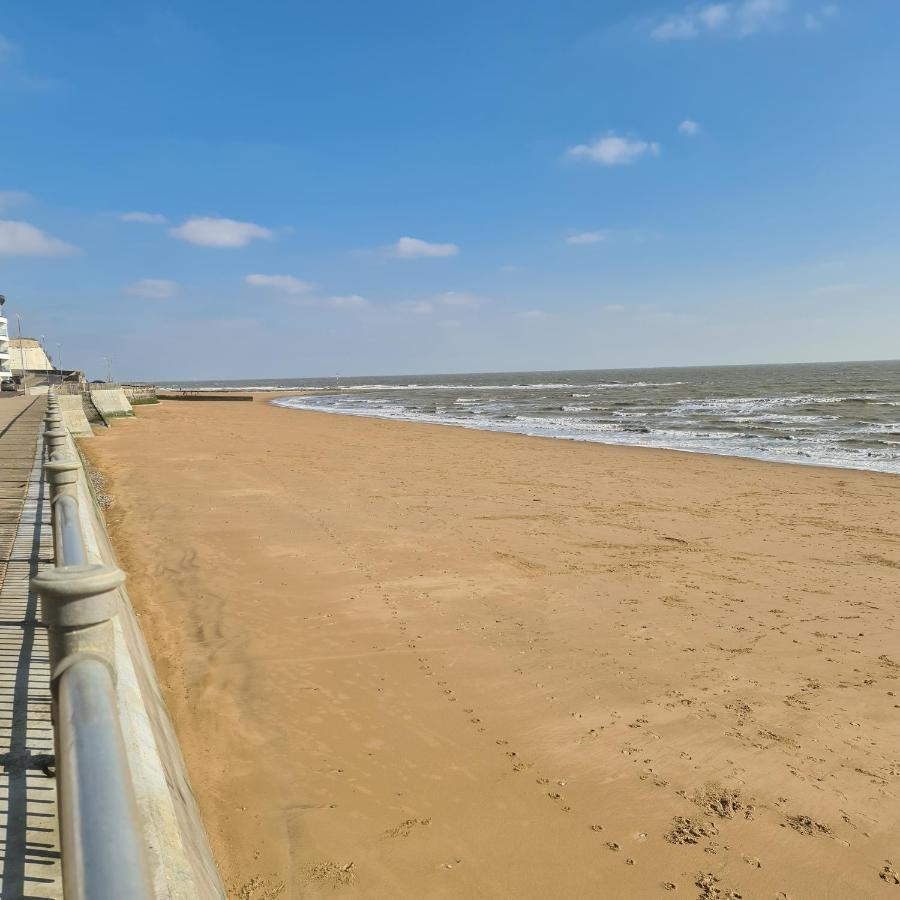 Shore Thing Beachfront Apartment Ramsgate - Sleeps 4 Exterior foto