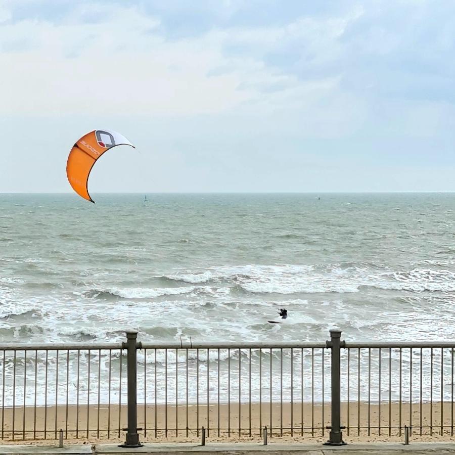 Shore Thing Beachfront Apartment Ramsgate - Sleeps 4 Exterior foto
