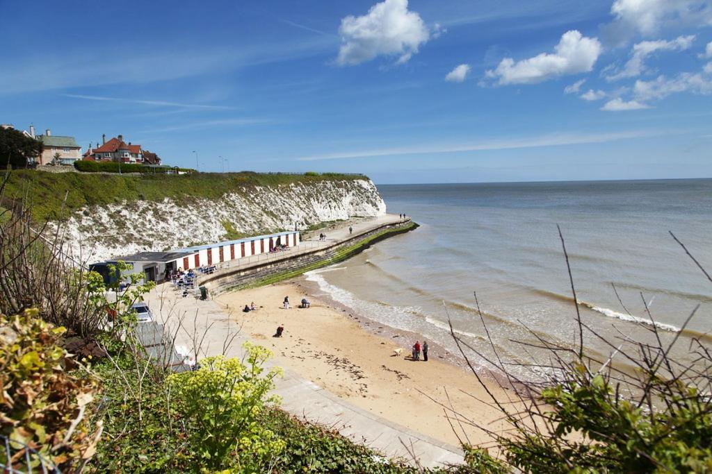 Shore Thing Beachfront Apartment Ramsgate - Sleeps 4 Exterior foto